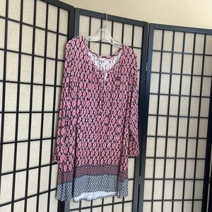 Avenue woman’s tops size 18/20.